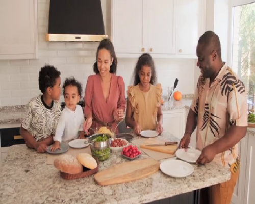 南京试管助孕：胚胎培育全过程详解与不排卵助孕方案